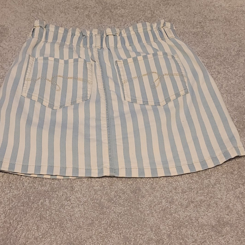 Skort - Picture 2 of 3